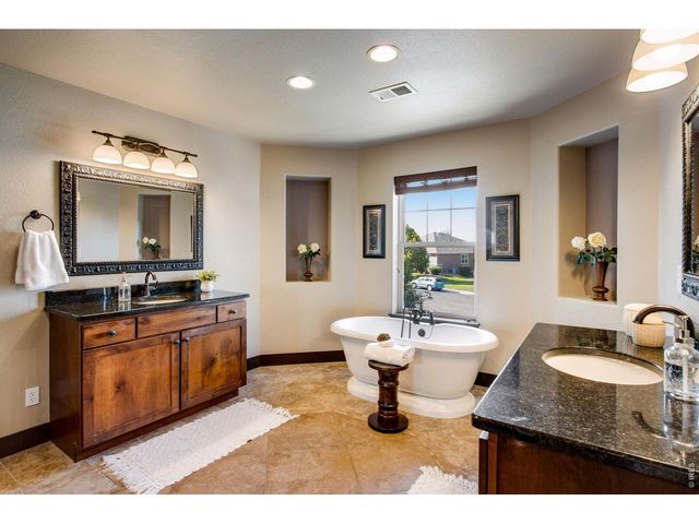7373 Spanish Bay Dr, Windsor, CO 80550