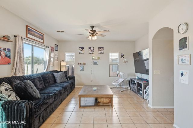 10520 E Greek Drive, Tucson, AZ 85747