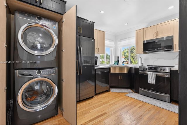 2431 SW 4th Street, Miami, FL 33135