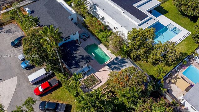 2431 SW 4th Street, Miami, FL 33135