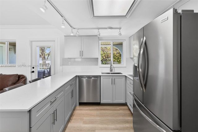 2431 SW 4th Street, Miami, FL 33135