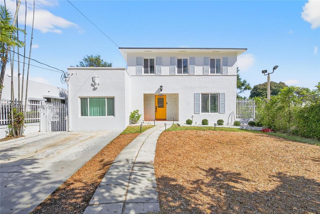 2431 SW 4th Street, Miami, FL 33135