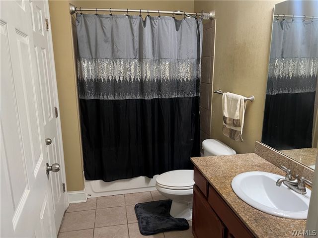 3218 Veterans Memorial 1204, Tuscaloosa, AL 35404