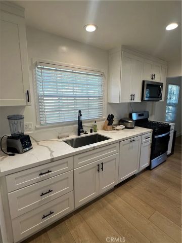 2303 Amherst, Los Angeles, CA 90064