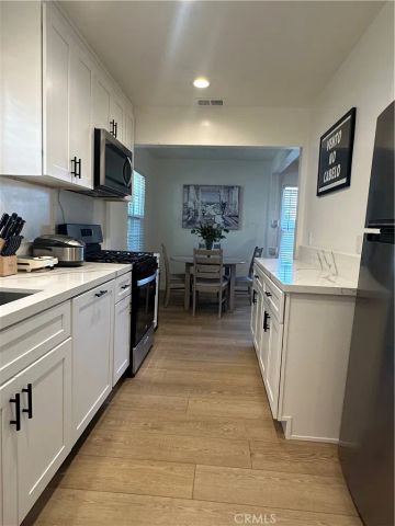 2303 Amherst, Los Angeles, CA 90064