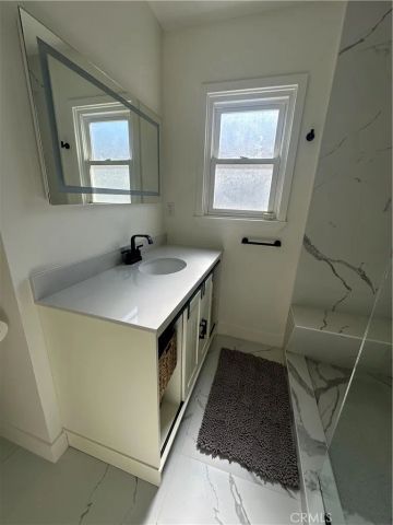 2303 Amherst, Los Angeles, CA 90064