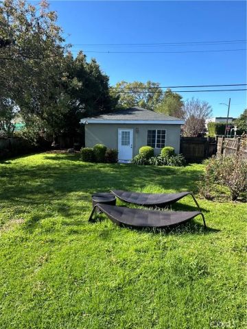 2303 Amherst, Los Angeles, CA 90064
