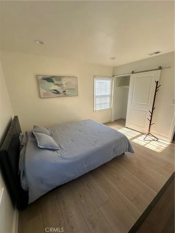 2303 Amherst, Los Angeles, CA 90064