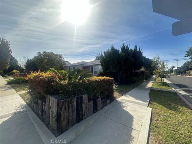 2303 Amherst, Los Angeles, CA 90064