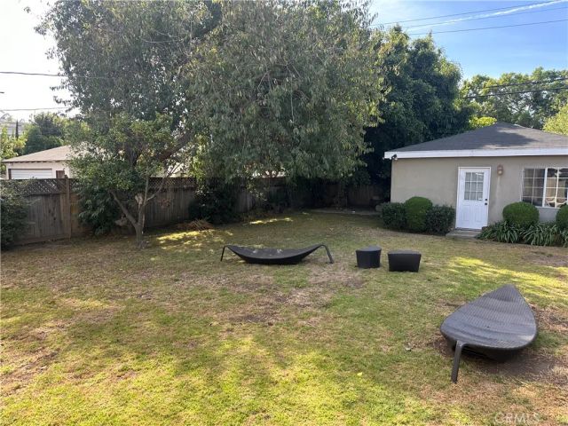 2303 Amherst, Los Angeles, CA 90064