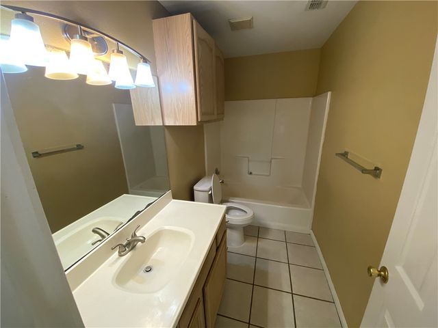 15410 Cruiser St B, Corpus Christi, TX 78418