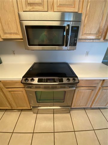 15410 Cruiser St B, Corpus Christi, TX 78418
