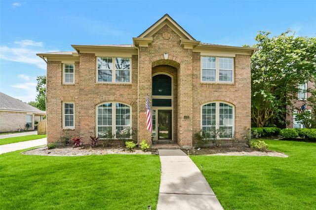 406 Ashberry Court, League City, TX 77573