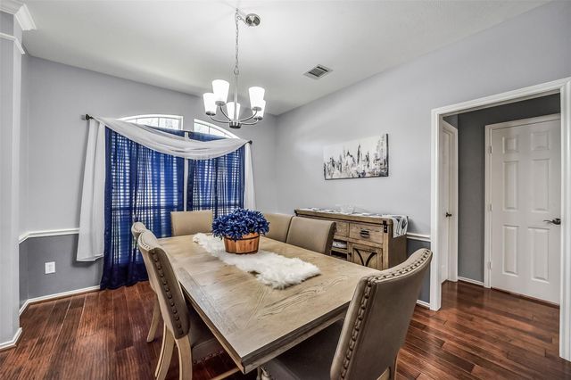 406 Ashberry Court, League City, TX 77573
