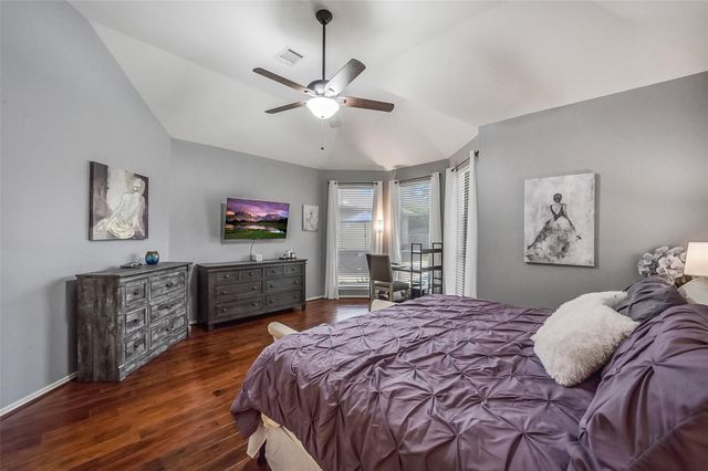 406 Ashberry Court, League City, TX 77573