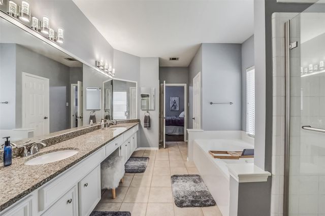 406 Ashberry Court, League City, TX 77573