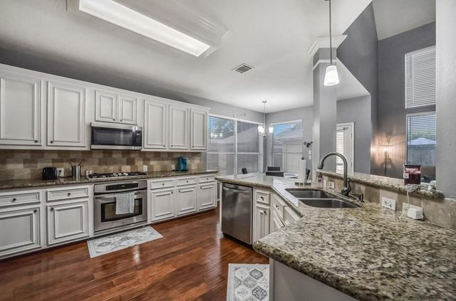 406 Ashberry Court, League City, TX 77573
