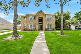 406 Ashberry Court, League City, TX 77573