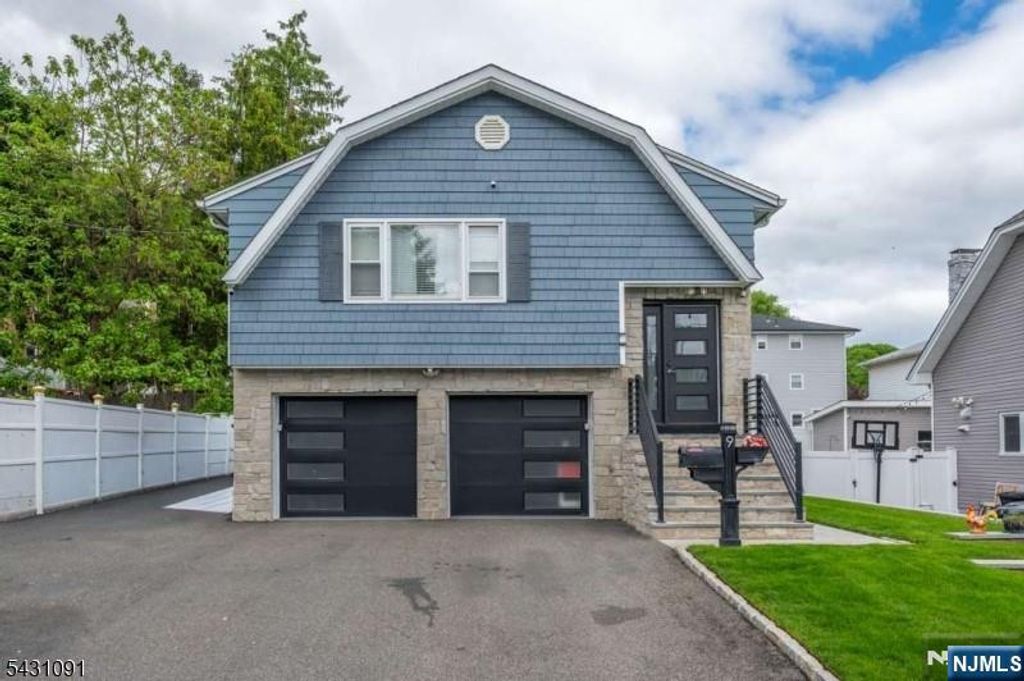 9 15th Street, Hawthorne, NJ 07506