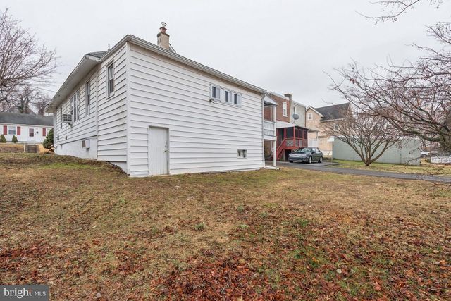 1010 MULBERRY ST, Brookhaven, PA 19015