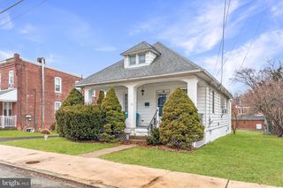 1010 MULBERRY ST, Brookhaven, PA 19015