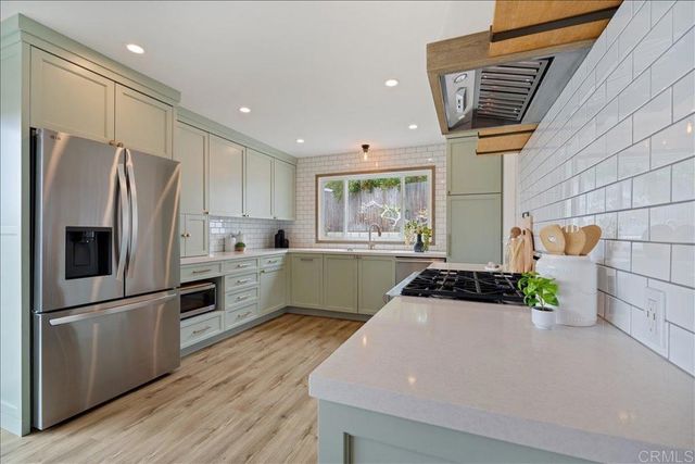 2704 Merlin Place, Oceanside, CA 92054