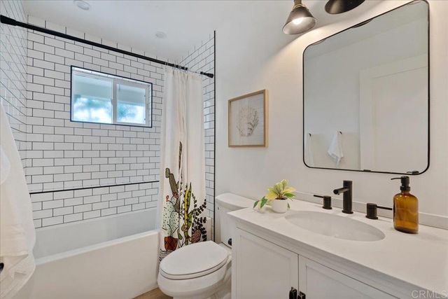 2704 Merlin Place, Oceanside, CA 92054