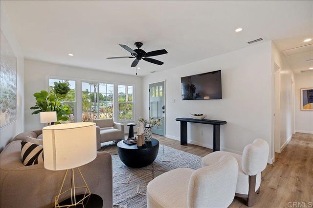 2704 Merlin Place, Oceanside, CA 92054
