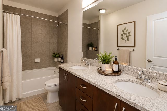 400 W Peachtree Street NW 806, Atlanta, GA 30308