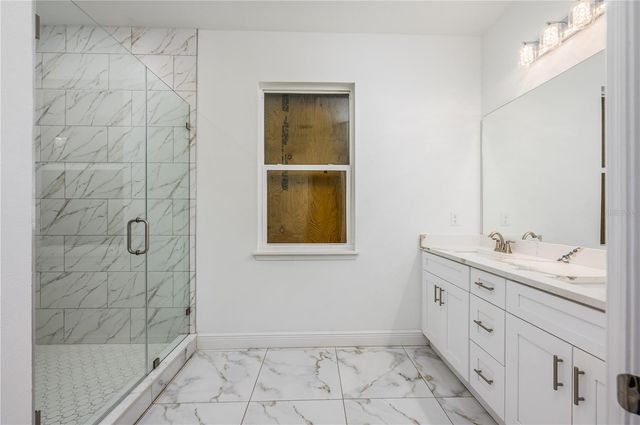 3724 N WHITTIER STREET, Tampa, FL 33619