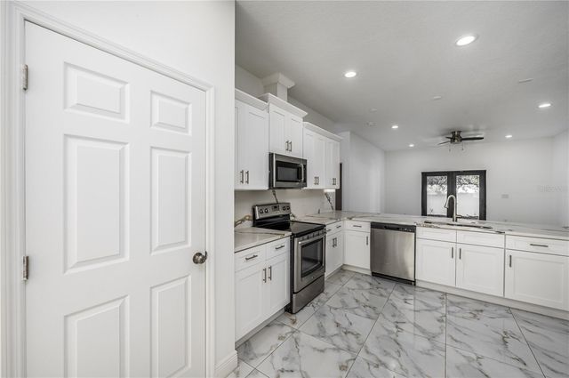 3724 N WHITTIER STREET, Tampa, FL 33619