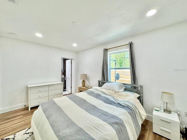 3814 W TYSON AVENUE, Tampa, FL 33611