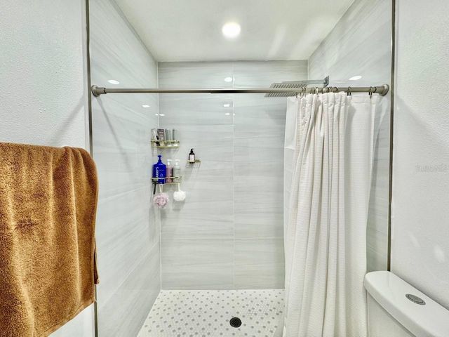 3814 W TYSON AVENUE, Tampa, FL 33611
