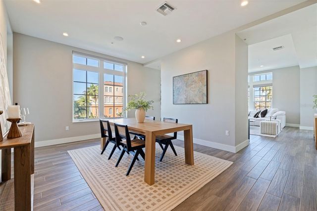 91 DAVIS BOULEVARD 201, Tampa, FL 33606