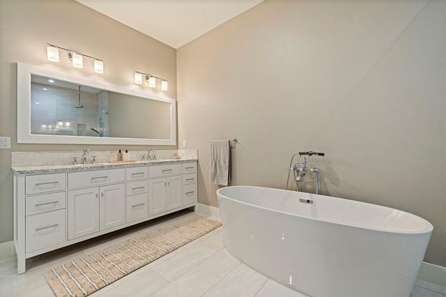 91 DAVIS BOULEVARD 201, Tampa, FL 33606