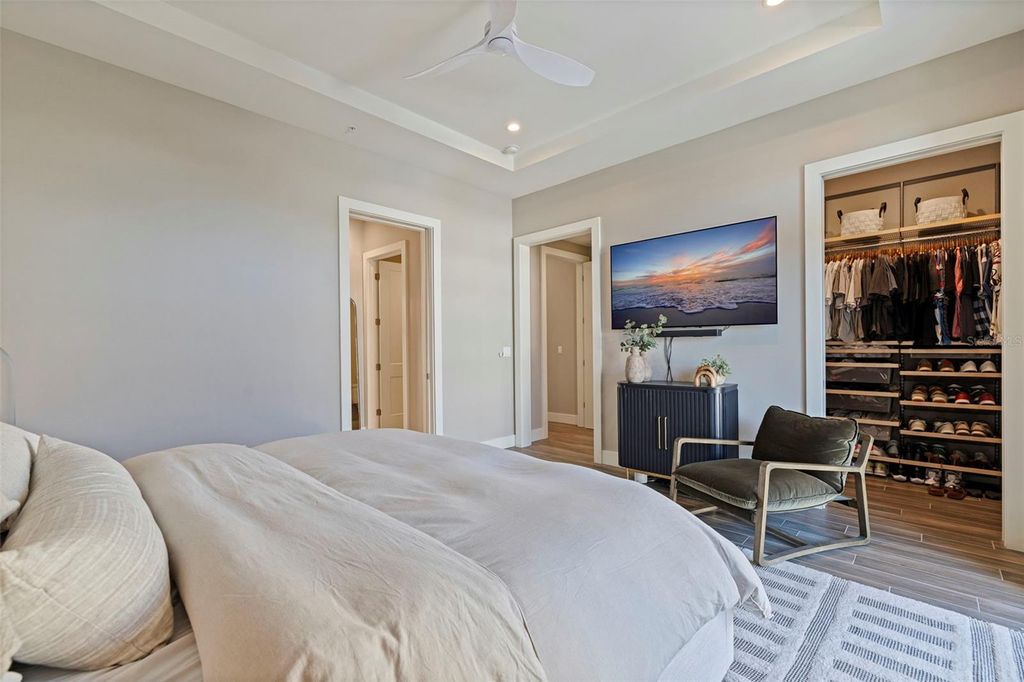 Image 17 of property listing at 91 DAVIS BOULEVARD 201, Tampa, FL 33606