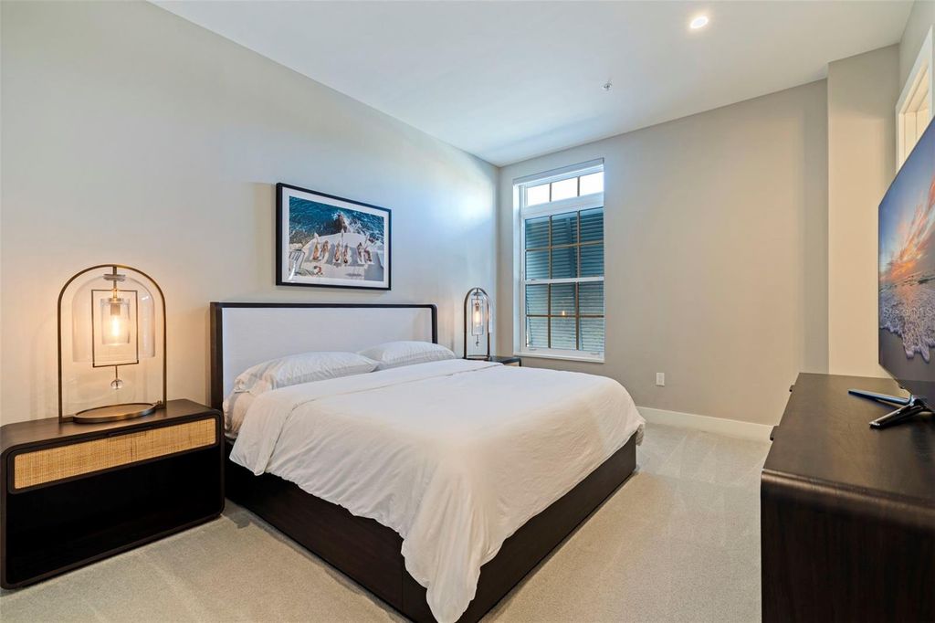 Image 22 of property listing at 91 DAVIS BOULEVARD 201, Tampa, FL 33606