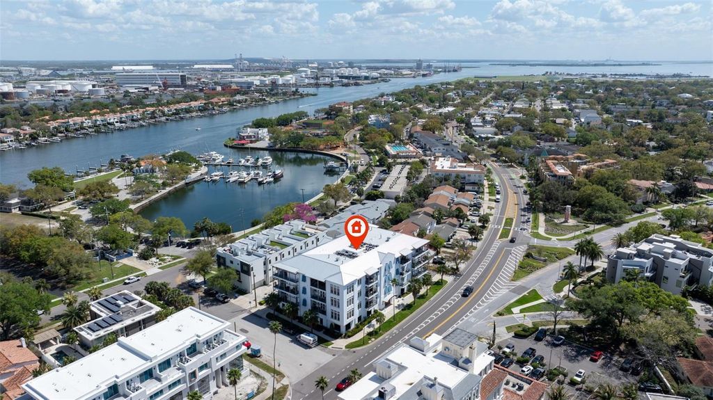 Image 32 of property listing at 91 DAVIS BOULEVARD 201, Tampa, FL 33606