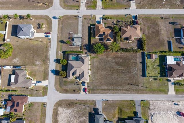 1115 20th TER, Cape Coral, FL 33993