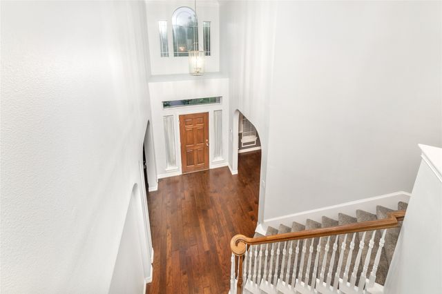 5801 Yeary Road, Plano, TX 75093