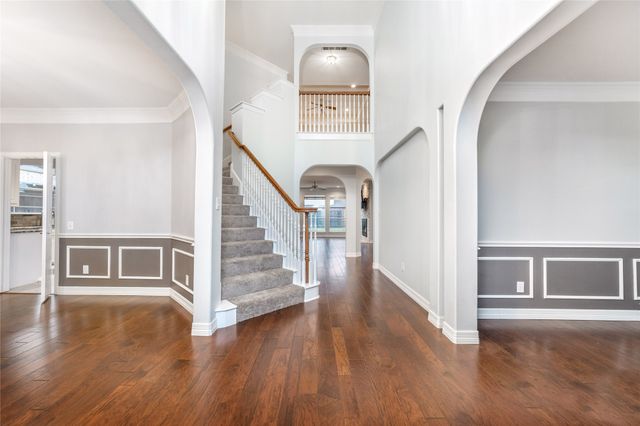 5801 Yeary Road, Plano, TX 75093