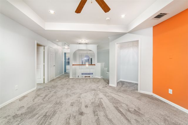 5801 Yeary Road, Plano, TX 75093