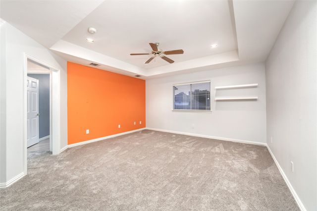 5801 Yeary Road, Plano, TX 75093