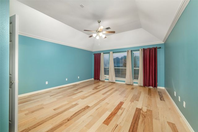 5801 Yeary Road, Plano, TX 75093