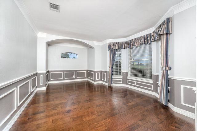 5801 Yeary Road, Plano, TX 75093