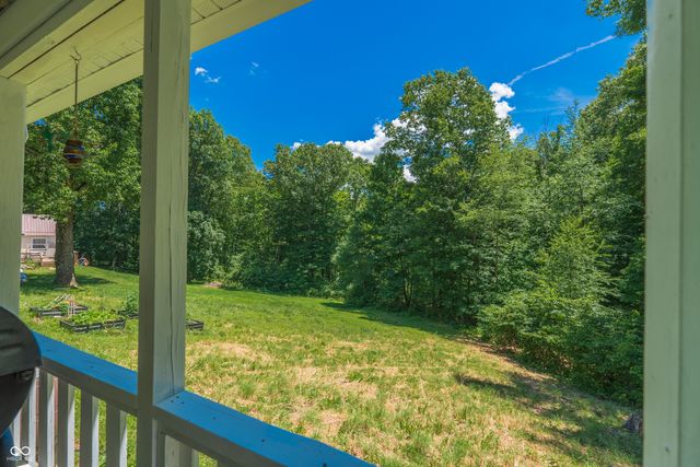 982 E Porter Ridge Road, Spencer, IN 47460