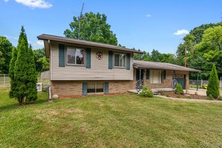 3499 E Carpenter Road, Genesee Charter Township, MI 48506