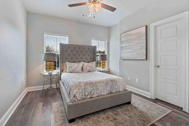 8116 Village Lake Ave, Baton Rouge, LA 70820