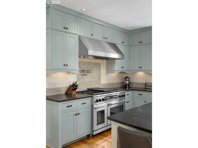 1030 Se 58TH Pl, Portland, OR 97215