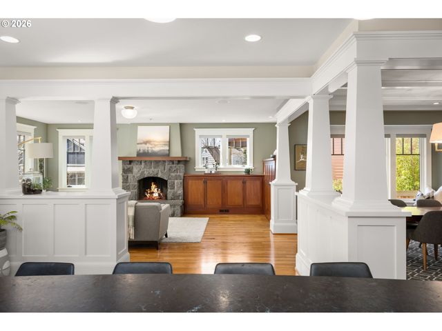 1030 Se 58TH Pl, Portland, OR 97215